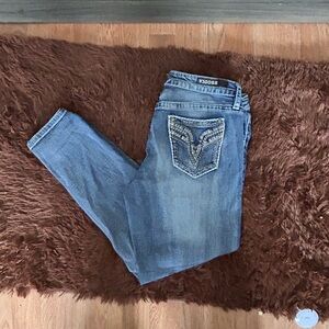 Vigoss Women's Classic Blue Straight Leg capris Jeans